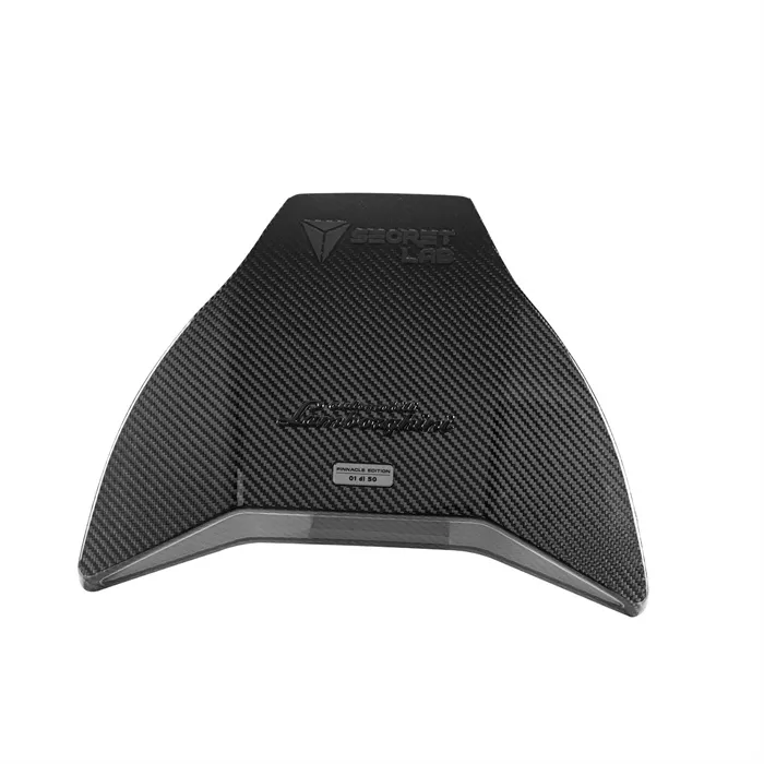 Výrobce autodílů z uhlíkových vláken