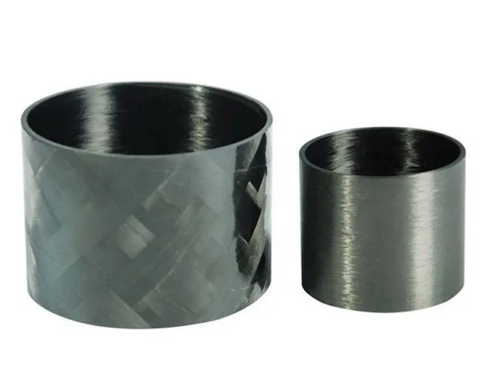 Tube en fibre de carbone enroulé sur mesure(1)